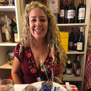 Meet your Posher, Jennifer